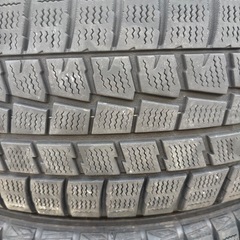 ダンロップ ウィンターマックス  205/55r16 スタッドレスタイヤの画像