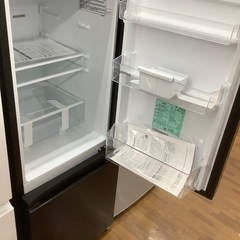 90分の無料軽トラック貸出サービス！【Hisense】2ドア冷蔵庫（HR-D16NJ1B）のご紹介です!の画像