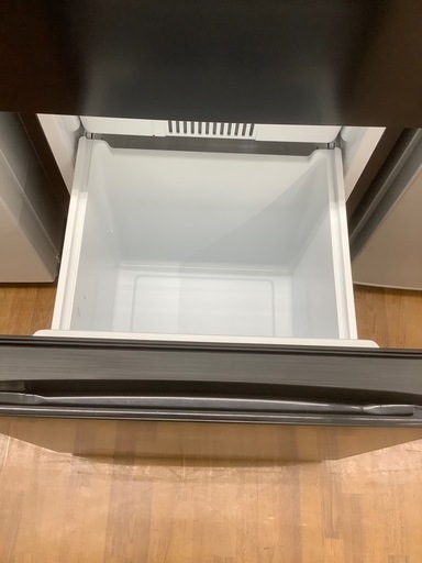 90分の無料軽トラック貸出サービス！【Hisense】2ドア冷蔵庫（HR-D16NJ1B）のご紹介です!