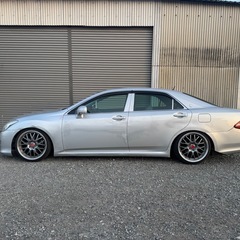 トヨタ200系クラウンロイヤルサルーンG3.0l前期の画像