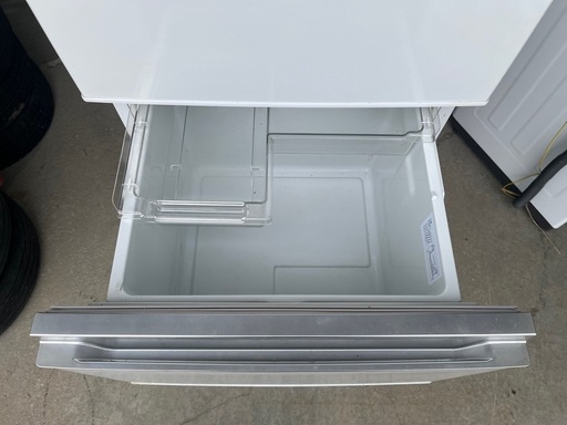 大特価品　２０２０年製　Ｈｉｓｅｎｓｅ　冷凍冷蔵庫　２８２Ｌ　３ドア　右開き　ホワイト　大容量ドアポケット　ガラス棚　ドアアラーム　Ｈ