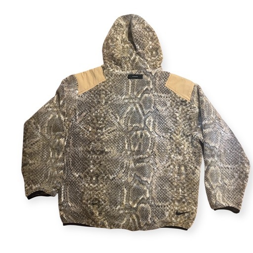 supreme シュプリーム　メンズ　パーカー