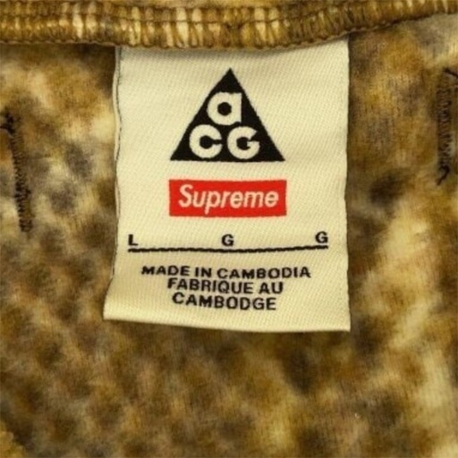 supreme シュプリーム　メンズ　パーカー