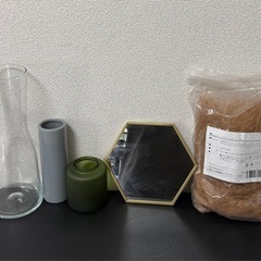IKEA 花瓶3つ 鏡 ココヤシファイバー 5点セット 本日31日これから可能です。の画像