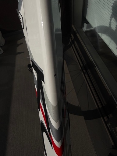 取引中　自宅内保管　KUOTA KHARMA  51サイズ(適正身長165〜175cm)【シマノ105 R7000 2×11速】【カンパニョーロ ゾンダ】