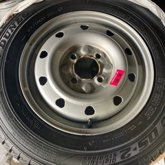 155/80-13ダンロップスタッドレスタイヤの画像