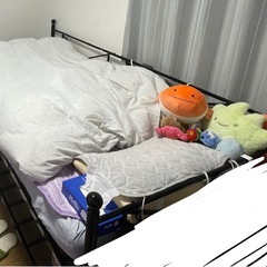 ベッド　黒　(二段ベッドにもなります！)の画像