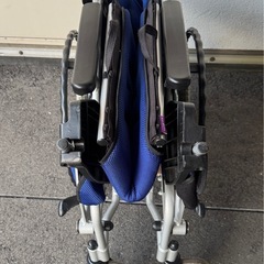 カドクラ 車椅子 ビーンズ カリビアンブルー F102-Bの画像