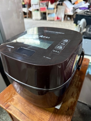 東芝 真空圧力IH炊飯ジャー 5．5合炊き オリジナル 炎匠炊き グランブラウン RC-10E9VS T