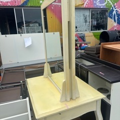 両面鏡の美容室鏡の画像