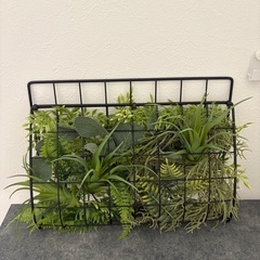 ワイヤーネット　造花　インテリア飾りの画像