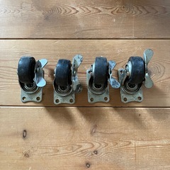 キャスター　ストッパー付き　未使用保管品　DIYの画像