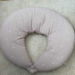 美品 授乳クッションの画像