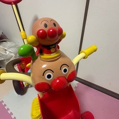 ジョイパレットの「おでかけ三輪車 それいけ！アンパンマンごう」です。﻿の画像