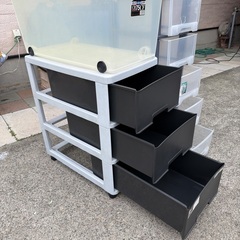 収納棚　の画像