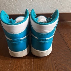 NIKEエアージョーダン１ミッドの画像