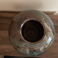 焼き物壺の画像