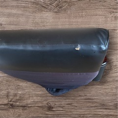 肘掛け付き回転座椅子の画像