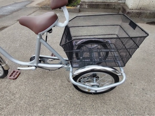 三輪車