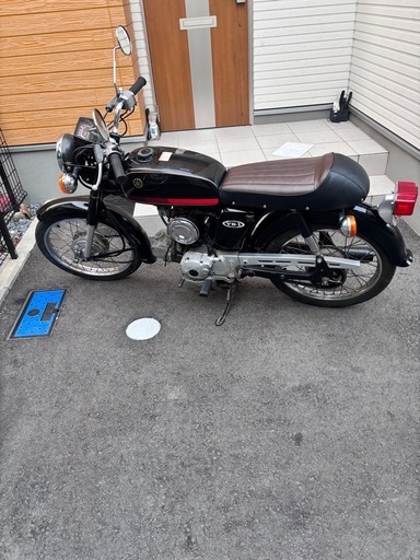 バイク YB-1four