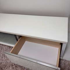 テレビボードの画像