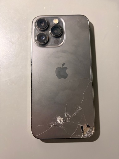 iPhone 13 pro　