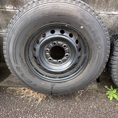 1️⃣ ハイエーススタッドレスタイヤホイール付き
の画像