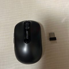 東芝 ノートパソコンの画像