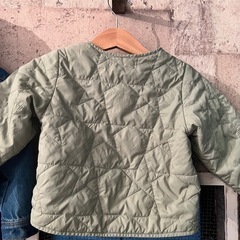 ユニクロ　UNIQLO ベビー　上着　アウター　子供服　子ども服　80　の画像