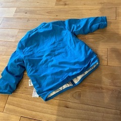 アウター　90男の子　リバーシブルの画像