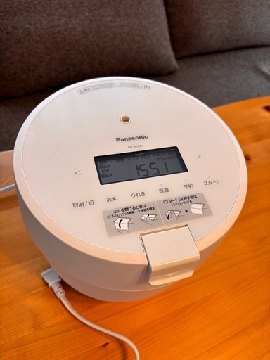 【美品】23年製　Panasonic炊飯器　5合
