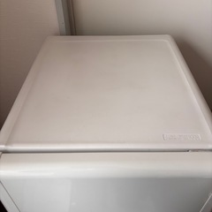 【無料】TOSHIBA 冷蔵庫  2ドア 東芝　冷蔵庫 白の画像