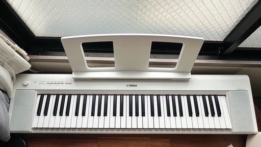 電子キーボード ホワイト NP-15WH [61鍵盤]