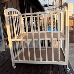 カトージ ベビーベッド  ミニサイズ（コンパクトタイプ） 　ホワイト キャスター付き 腰がラク KATOJIの画像