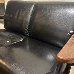 二人掛けソファ　黒レザーの画像