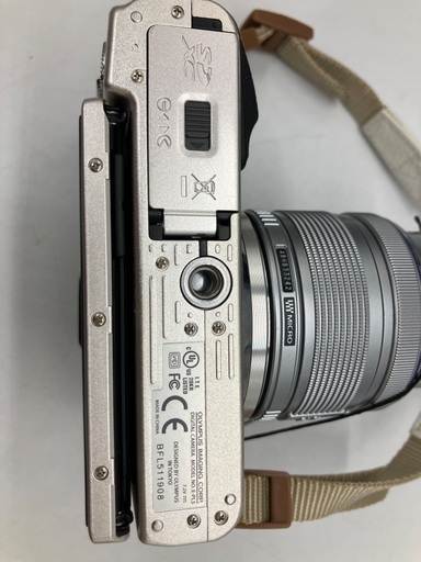 【トレファク足立扇店】ﾐﾗｰﾚｽ一眼ｶﾒﾗ OLYMPUS PEN Lite  E-PL5 ﾀﾞﾌﾞﾙｽﾞｰﾑｾｯﾄ  付属品完備 難
