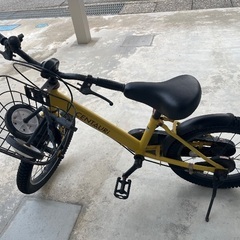 16インチ子供用自転車の画像