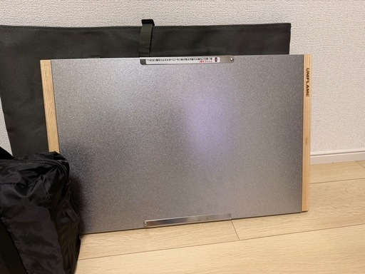 【総額4.4万円超・1回のみ使用】ユニフレーム焚き火テーブル・ユニセラ・チェア一式