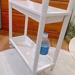 【引取のみ】キッチン/浴室用白ワゴン　の画像