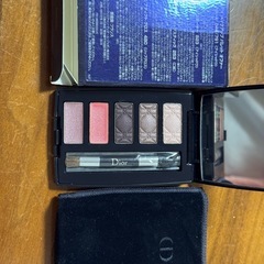ディオール　ミニメイクアップパレットの画像