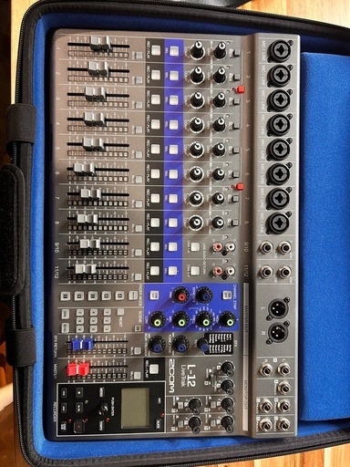 （新品）ZOOM Live trak  L-12