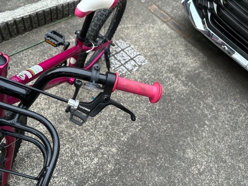 （値下げ）横浜市美品 ヨツバサイクル ZERO 20インチ カゴ付 クリスタルピンク 軽量 すぐ乗れる 直接引取