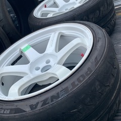 希少限定品te37トラックエディション2白ホイールの画像