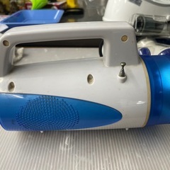 LILD 多機能ラジオライト 懐中電灯 AM/FM サイレン機能付き の画像