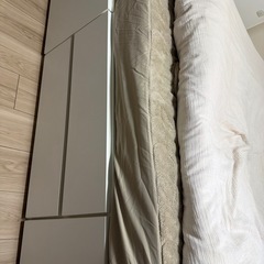 ニトリ セミダブル ベッドフレームの画像