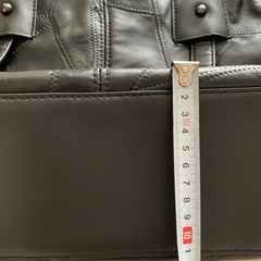 ラム革バッグの画像