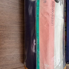 着物反物 花柄 紫色 青色 ピンク色の画像