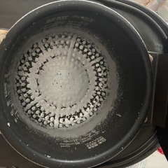 HITACHI 日立　5.5号炊き　炊飯器の画像