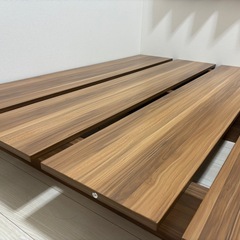 クイーンサイズベット(2人用ベット)の画像