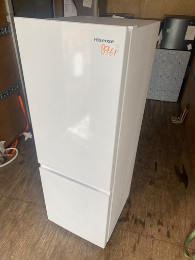 NO B961?福岡市内配送設置無料✨?ハイセンス 冷蔵庫 幅49cm 175L 一人暮らし スリム 大容量冷蔵室122L 静音 右開